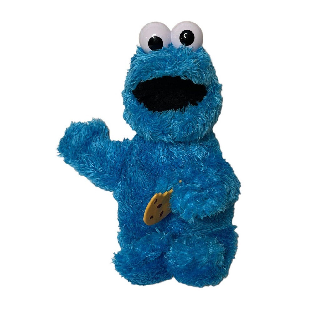Sesame Street Plush Hasbro 2017 Feed Me Cookie Monster Talking Vibrating Toy